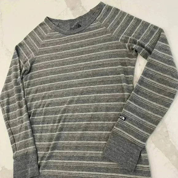 The North Face Gray Long Sleeve Striped Pullover Knit Top/ Dress Women's Medium - Picture 2 of 6